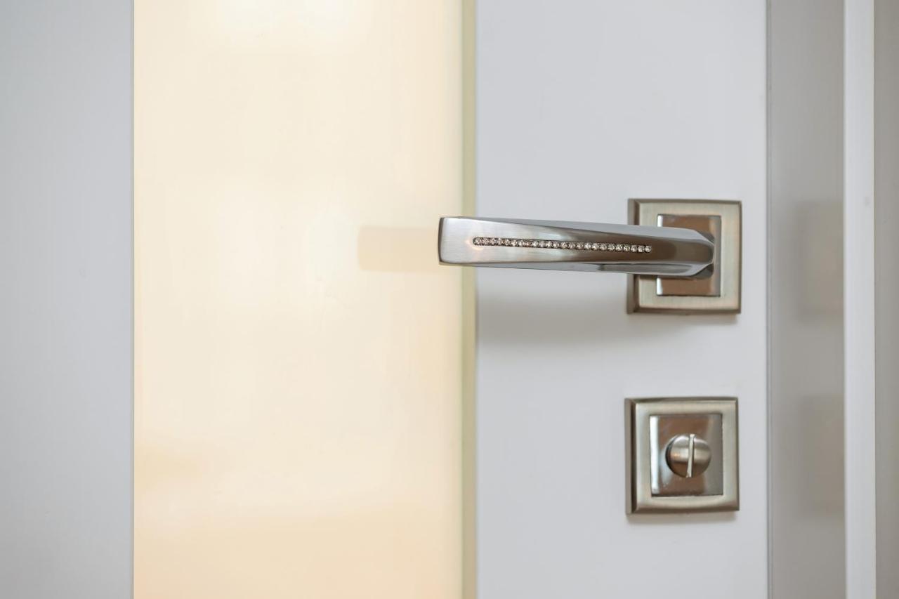 Apartments Cracow Wawrzynca By Noclegi Renters Krakow Luaran gambar