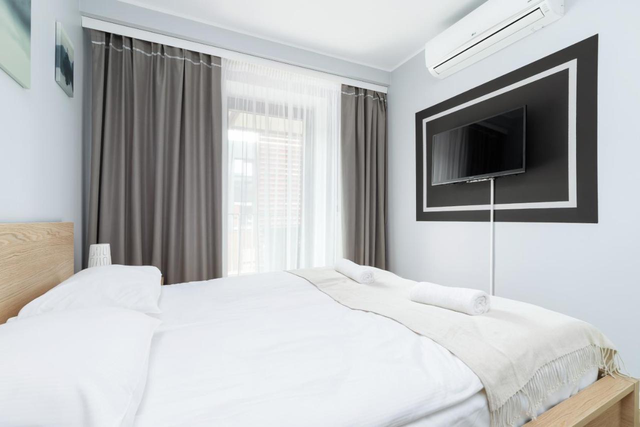 Apartments Cracow Wawrzynca By Noclegi Renters Krakow Luaran gambar