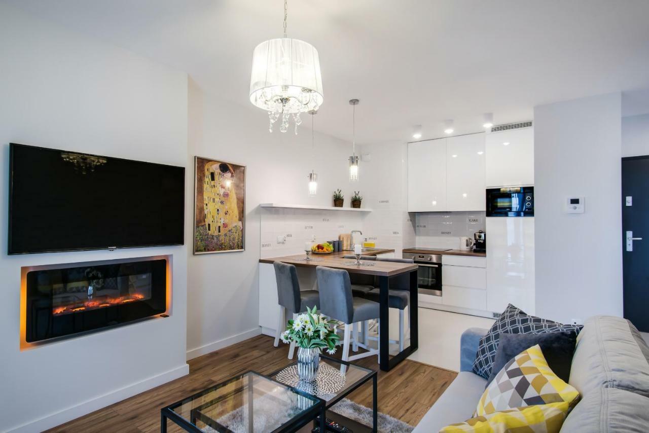 Apartments Cracow Wawrzynca By Noclegi Renters Krakow Luaran gambar