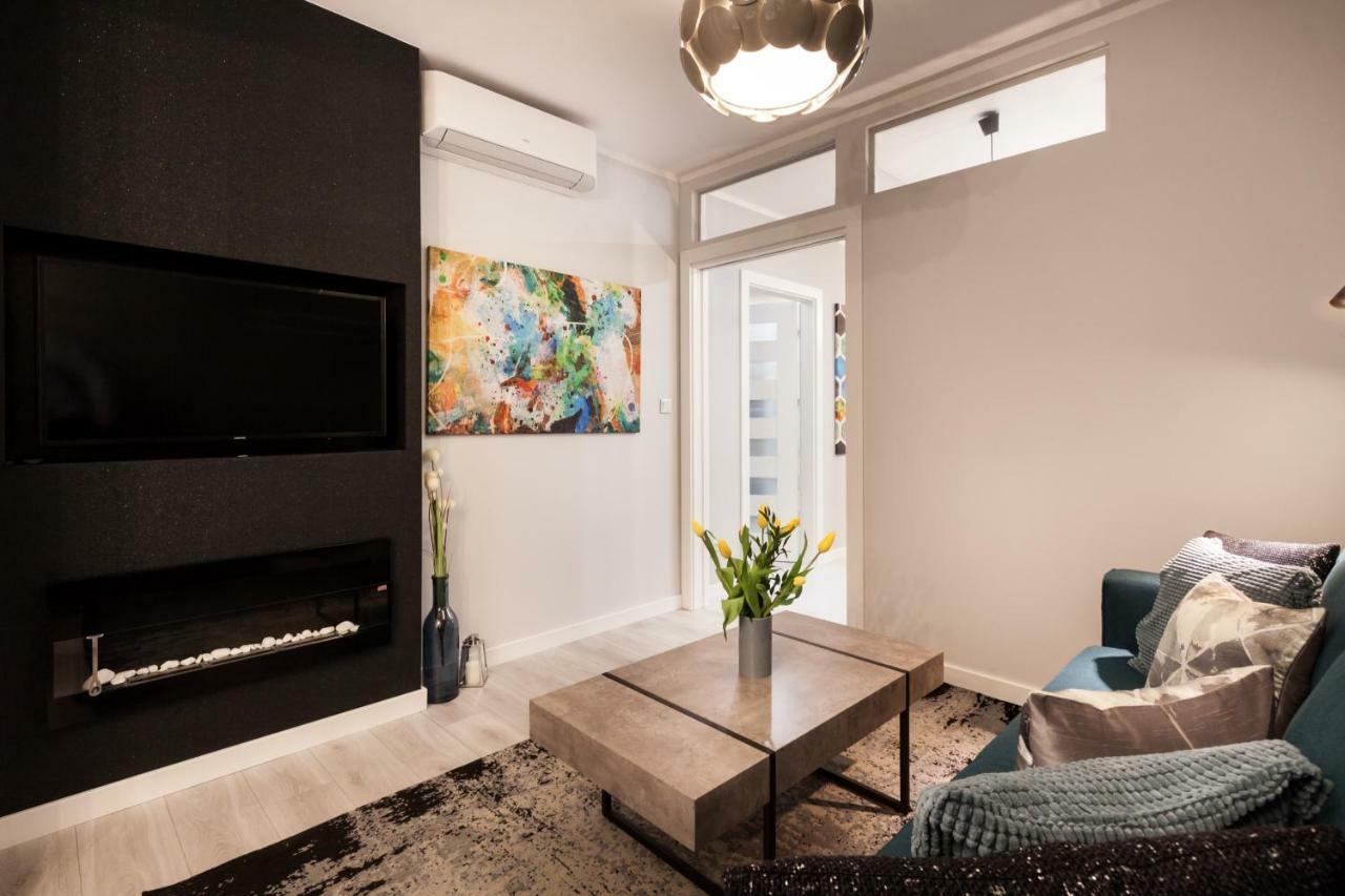 Apartments Cracow Wawrzynca By Noclegi Renters Krakow Luaran gambar
